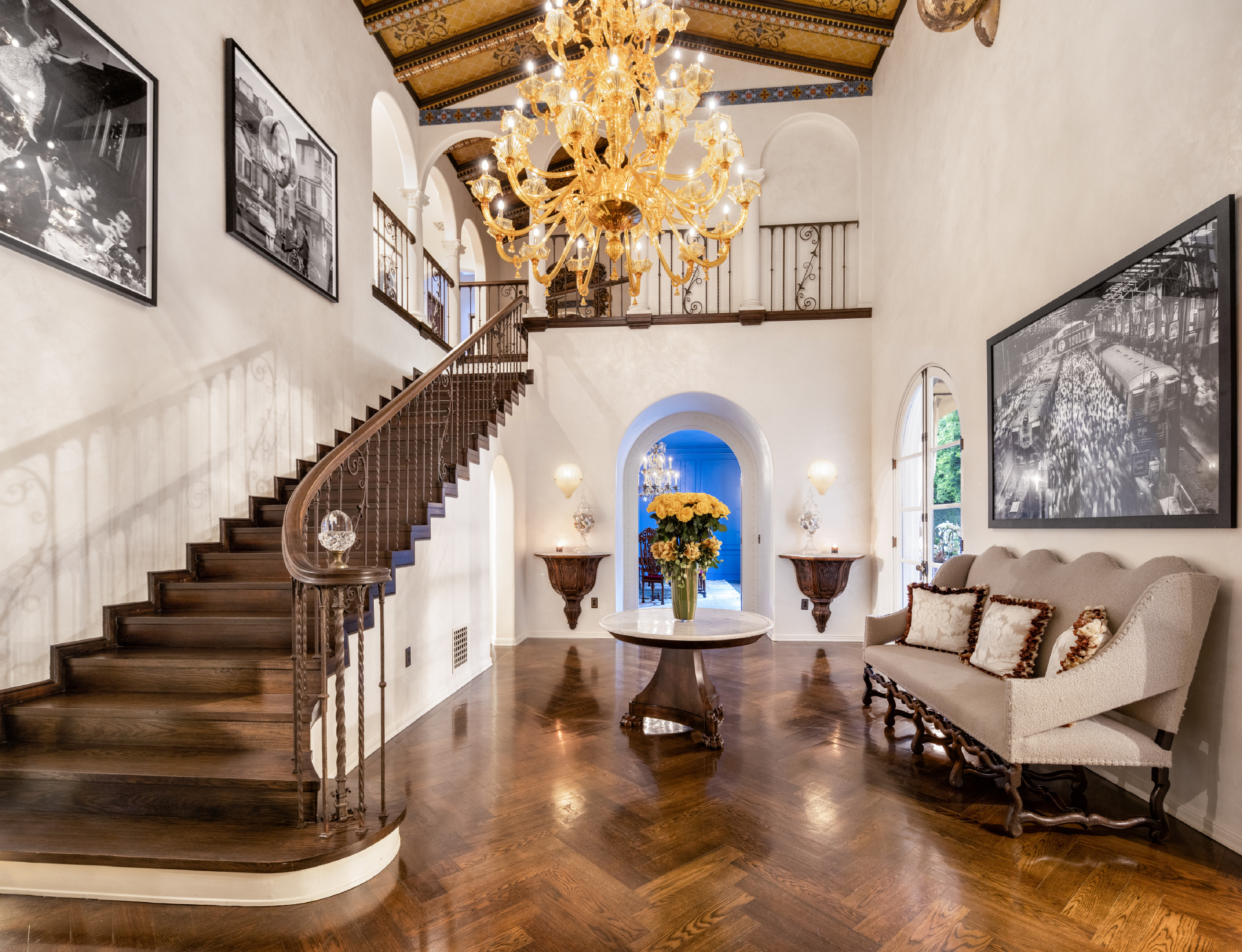 501 South Hudson Avenue     |     Hancock Park Los Angeles CA  | Jonah Wilson