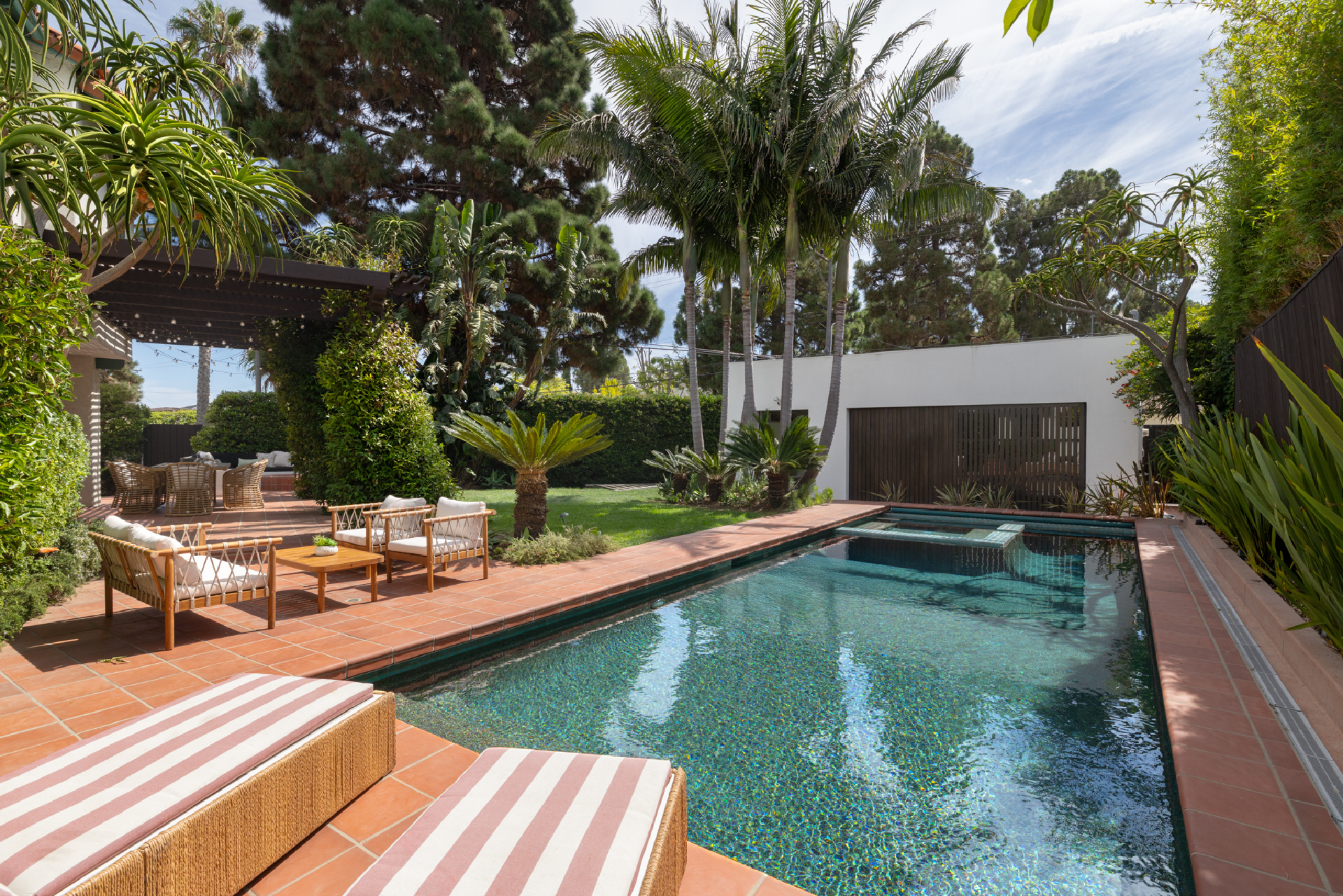 560 16th Street | Santa Monica Santa Monica CA | Jonah Wilson